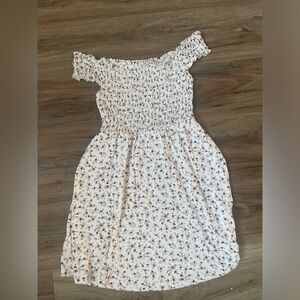 Forever 21 White and Red Floral Mini Dress Size S